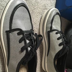 Black and white patterned creepers